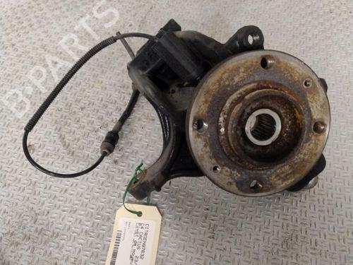 Fusee rechts voor CITROËN C4 CACTUS 1.2 VTi 82 (82 hp) 31302122
