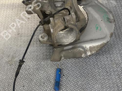 Used Left front steering knuckle Left front steering knuckle BMW 5 (E60) 525 d (163 hp) 24101545 24101545
