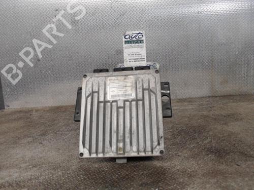 Used Electronic module RENAULT CLIO II (BB_, CB_) 1.5 dCi (B/CB07) (65 hp) 24083570
