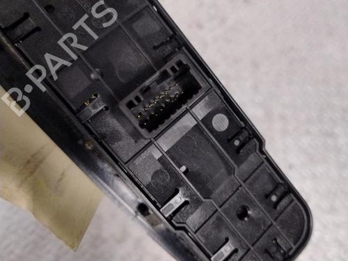 Used Left front window switch RENAULT GRAND SCÉNIC III (JZ0/1_) 1.5 dCi (JZ09, JZ0D, JZ10, JZ14, JZ1G, JZ29, JZ2C) (110 hp) 26315015