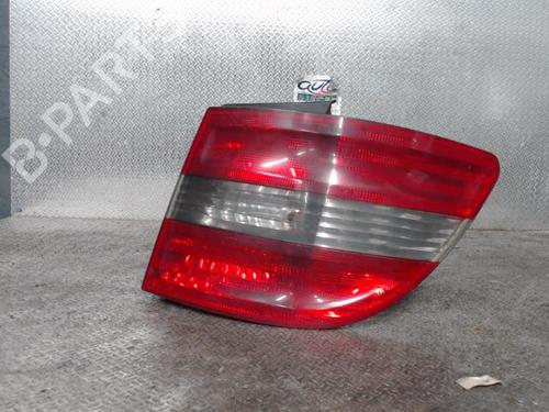 Used Right taillight Right taillight MERCEDES-BENZ B-CLASS Sports Tourer (W245) B 180 CDI (245.207) (109 hp) 24086429 24086429