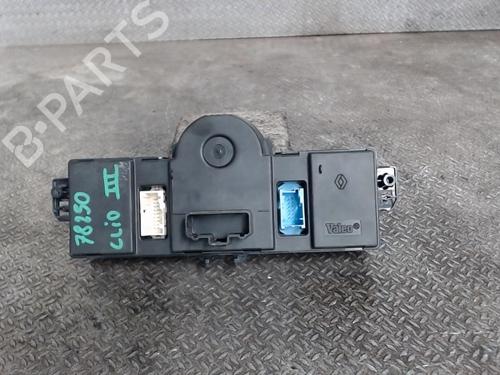 Used Climate control Climate control RENAULT CLIO III (BR0/1, CR0/1) 1.5 dCi (BR17, CR17) (86 hp) 24083589 24083589