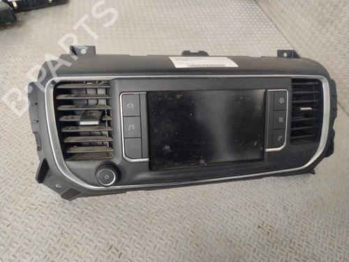 display-monitor-opel-vivaro-c-van-k0-2019-30606191 main image
