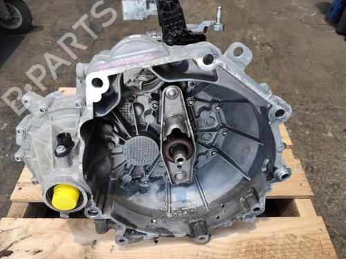 Used Gearbox Gearbox VW UP! (121, 122, BL1, BL2, BL3, 123) 1.0 (75 hp) 29644527 29644527