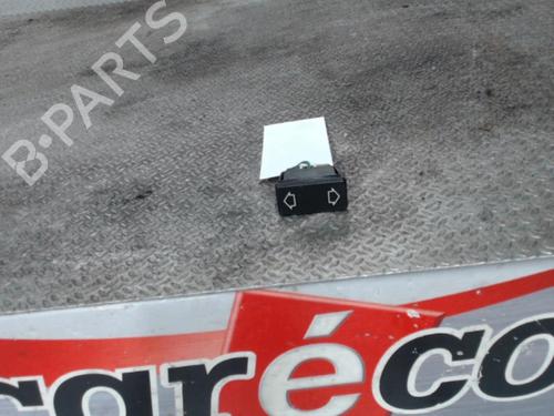 Used Left front window switch Left front window switch CITROËN SAXO (S0, S1) 1.5 D (58 hp) 24082856 24082856