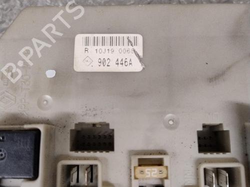 Caixa de fusíveis Caixa de fusíveis RENAULT CLIO II (BB_, CB_) 1.9 dTi (B/CB0U) (80 hp) 36462700 36462700