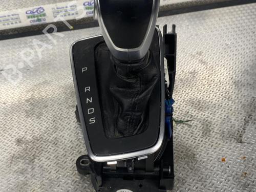 Gearknop FORD FOCUS III 1.0 EcoBoost (125 hp) 24086584