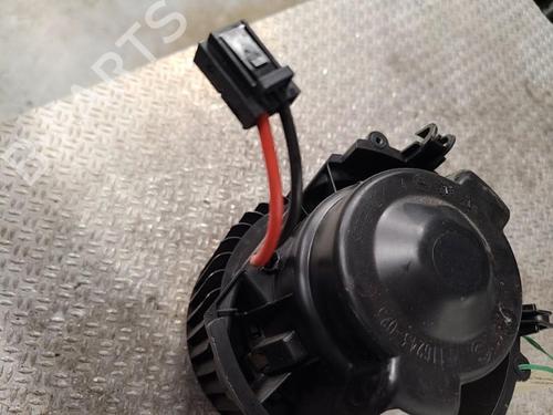 Used Heater blower motor MINI MINI CLUBMAN (F54) Cooper D (150 hp) 24099374