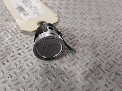 Used Switch PEUGEOT 5008 II (MC_, MJ_, MR_, M4_) 2.0 BlueHDi 180 (MJEHZW, MJEHZR, MJEHZP) (177 hp) 25703615