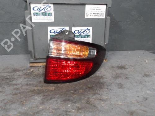 Høyre baklys TOYOTA PREVIA II (_R3_) 2.0 D-4D (CLR30_, CLR30R) (116 hp) 24070473