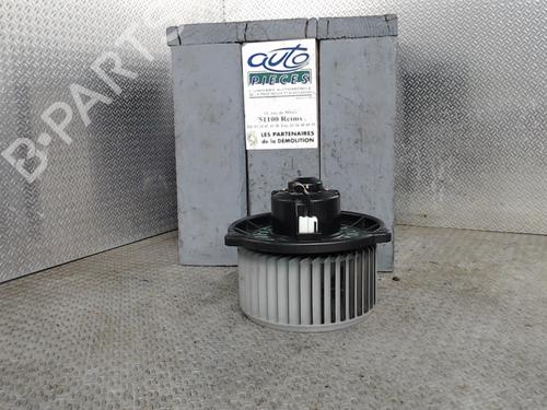 Used Heater blower motor TOYOTA COROLLA Verso (_E12_) 2.0 D-4D (CDE120_, CDE120R) (90 hp) 24078467