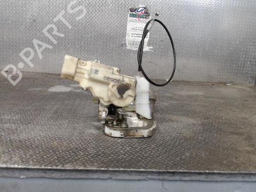 rear-left-lock-toyota-yaris-_p1_-1999-2000-2001-2002-2003-2004-2005-24089756 main image