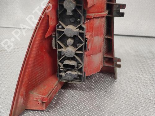 right-taillight-mercedes-benz-m-class-w163-1998-1999-2000-2001-2002-2003-2004-2005-27352831 main image