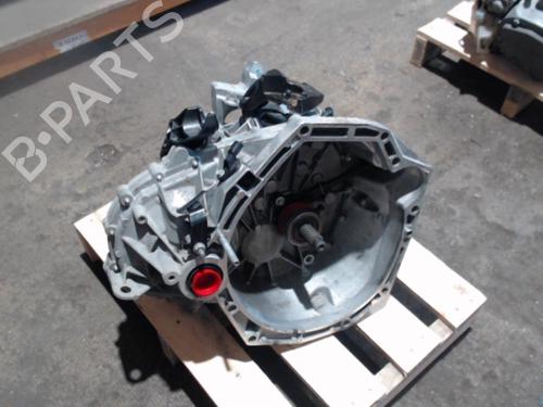 Used Gearbox RENAULT MEGANE III Hatchback (BZ0/1_, B3_) 1.5 dCi (BZ09, BZ0D, BZ1W, BZ29, BZ14) (110 hp) 24079754