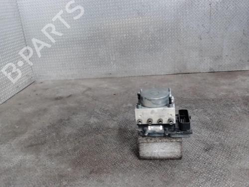 Used ABS pump ABS pump FIAT PANDA (169_) 1.1 (169.AXA1A) (54 hp) 30484039 30484039