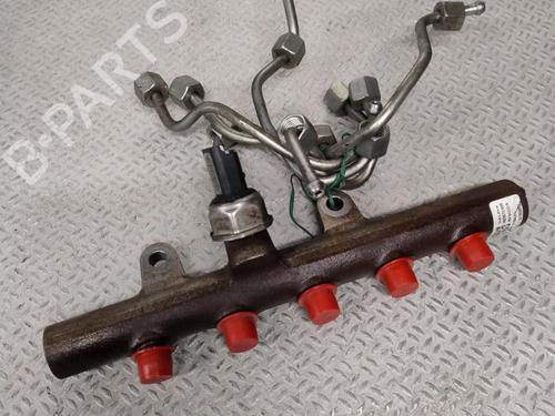 Used Injection rail Injection rail RENAULT CLIO III (BR0/1, CR0/1) 1.5 dCi (75 hp) 30606308 30606308