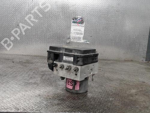 Used ABS pump HYUNDAI i30 (FD) 1.6 CRDi (90 hp) 30484106