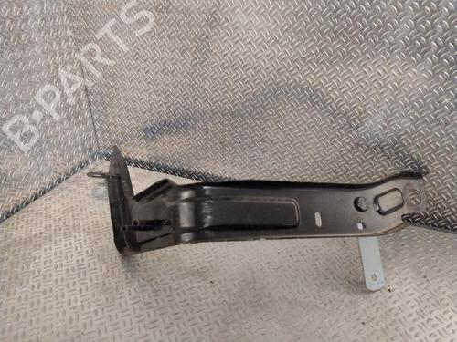Used Right headlight support Right headlight support RENAULT SCÉNIC IV (J9_) 1.6 dCi 160 (160 hp) 24600988 24600988