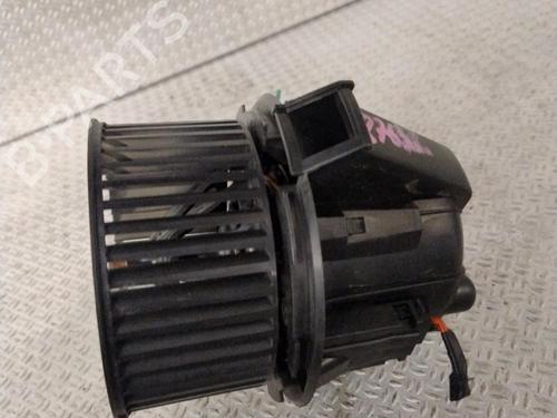Heater blower motor CITROËN C4 CACTUS 1.2 VTi 82 | BP31302123M62 - Image 3