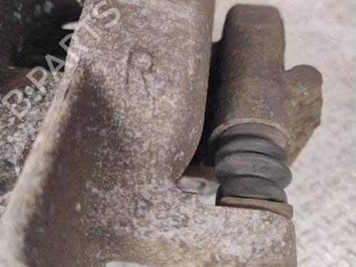 right-rear-brake-caliper-toyota-verso-_r2_-2009-2010-2011-2012-2013-2014-2015-2016-2017-2018-37595750 main image