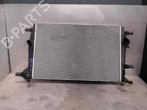 Used Water radiator RENAULT GRAND SCÉNIC III (JZ0/1_) 2.0 16V (JZ0G) (140 hp) 24096262