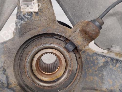 Used Left front steering knuckle Left front steering knuckle PEUGEOT 508 SW I (8E_) 2.0 HDi (140 hp) 39995554 39995554