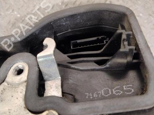 Front left lock BMW X3 (E83) 2.0 d | BP36482647C98 - Image 3