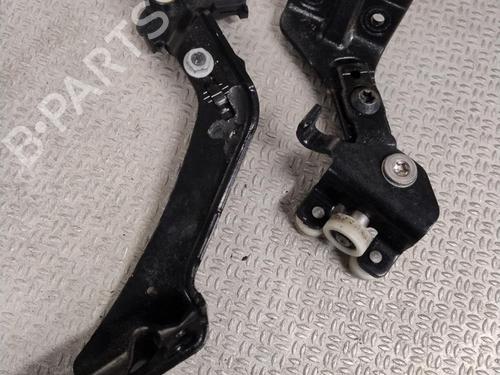 Used Hinge/Door check strap Hinge/Door check strap 39231138 39231138