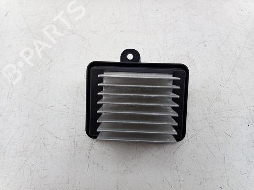 Used Heater resistor OPEL CORSA F (P2JO) CORSA-e (68) (136 hp) 33129095