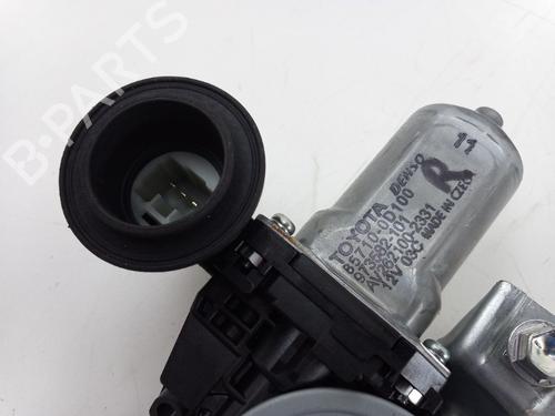 Front right window mechanism TOYOTA YARIS (_P13_) 1.5 Hybrid (NHP130_) | BP24336391C23 