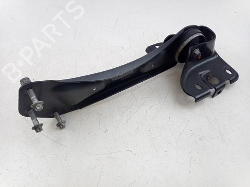 Braço suspensão trás esquerdo MERCEDES-BENZ EQA (H243) EQA 250+ (243.702) (190 hp) 30818246