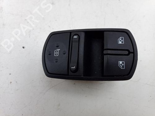 switch-opel-corsa-e-x15-2014-35933394 main image