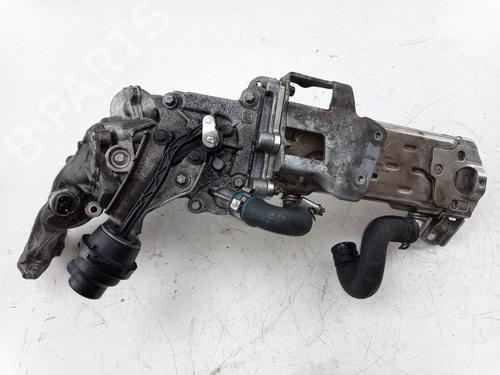 egr-mercedes-benz-sprinter-35-t-van-b907-b910-2018-34474604 main image