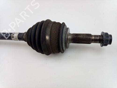 Right front driveshaft TOYOTA YARIS (_P13_) 1.5 Hybrid (NHP130_) | BP28196705M39