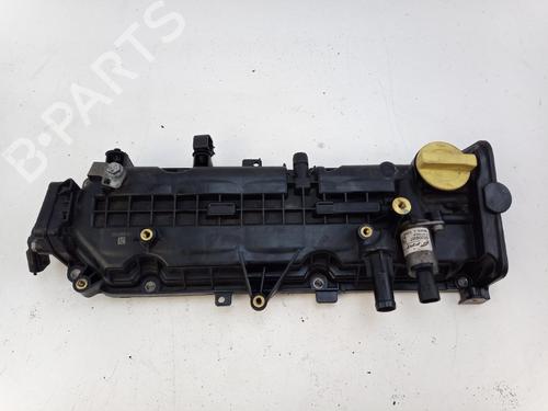 Used Valve cover FIAT 500 (312_) 1.2 (312AXA1A) (69 hp) 30261275