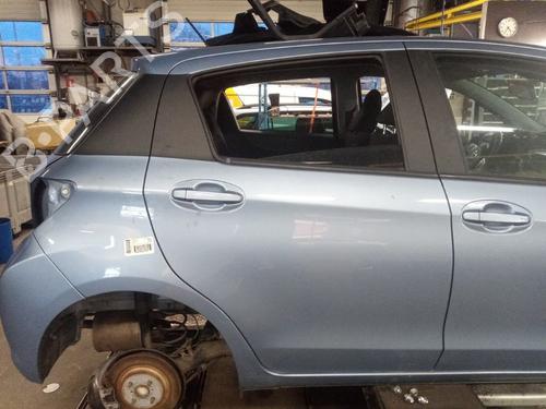 Used Right rear door TOYOTA YARIS (_P13_) 1.5 Hybrid (NHP130_, NHP130) (101 hp) 31118110