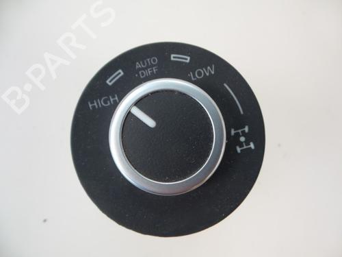 Commutateur VW TOUAREG (7LA, 7L6, 7L7) 3.2 V6 (220 hp) 22476621