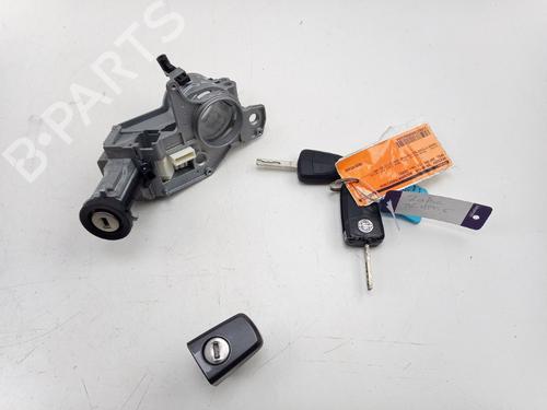 Altro OPEL ZAFIRA / ZAFIRA FAMILY B (A05) 2.2 (M75) (150 hp) 31983046