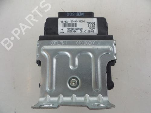 Used Electronic module HYUNDAI ix35 (LM, EL, ELH) 2.0 CRDi 4WD (184 hp) 22477706