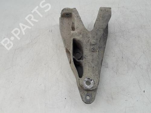 Used Engine mount VW TRANSPORTER T5 Van (7HA, 7HH, 7EA, 7EH) 2.0 TDI (102 hp) 22499257