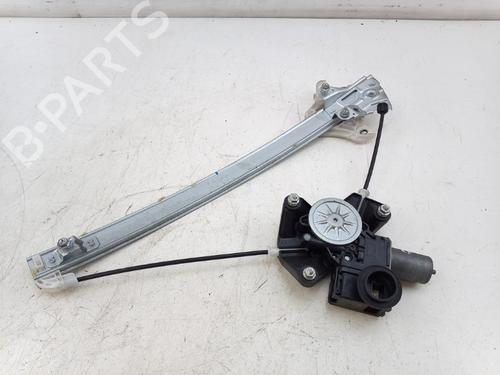 Fensterheber links vorne für Fensterheber links vorne TOYOTA YARIS (_P21_, _PA1_, _PH1_) 1.5 Hybrid (MXPH10, MXPH11) (116 hp) 36651279 36651279