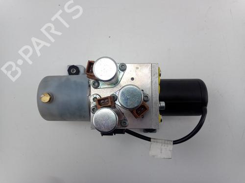 Moteur du toit ouvrant SAAB 9-3 Convertible (YS3F) 1,8t (150 hp) 22493249