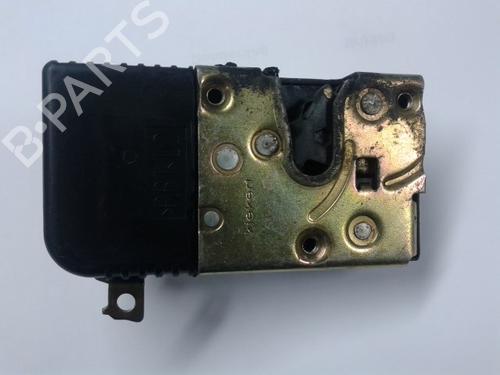 Venstre foran lås PEUGEOT 206 Hatchback (2A/C) 1.4 i (75 hp) 22454133