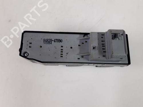 Switch TOYOTA PRIUS Liftback (_W2_) 1.5 Hybrid (NHW20_, NHW20R) | BP22475961I30