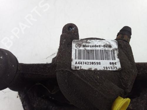Left rear brake caliper MERCEDES-BENZ VITO Van (W447) 109 CDI (447.601, 447.603, 447.605) | BP32452484M107 