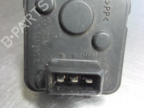 Headlight adjuster motor VW TRANSPORTER T4 Bus (70B, 70C, 7DB, 7DK, 70J, 70K, 7DC, 7DJ) 2.5 TDI | BP22476758E19 