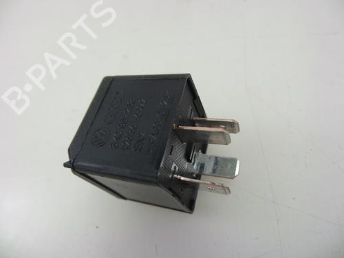 Used Electronic sensor VW GOLF VI (5K1) 1.4 TSI (122 hp) 22482428