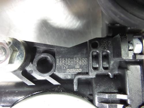 Rudehejsemekanisme Højre foran SUZUKI SWIFT IV (FZ, NZ) 1.2 (AZH412, ZC72S) (94 hp) 22477273