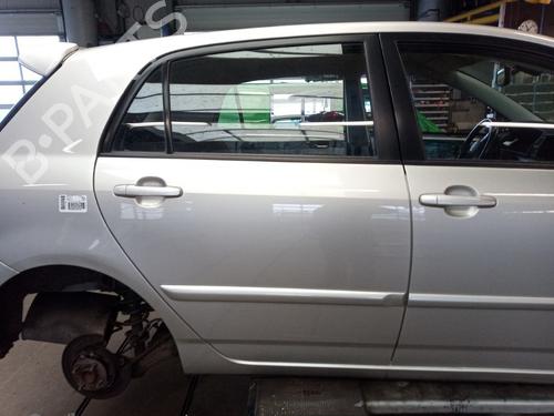 Used Right rear door TOYOTA COROLLA (_E12_) 1.6 VVT-i (ZZE121_, ZZE121R) (110 hp) 32241437