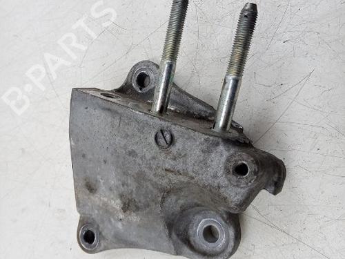 Used Engine mount Engine mount MITSUBISHI OUTLANDER III (GG_W, GF_W, ZJ, ZL, ZK) 2.0 Hybrid 4WD (GG2W) (200 hp) 40263803 40263803